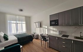 Regal Retreats